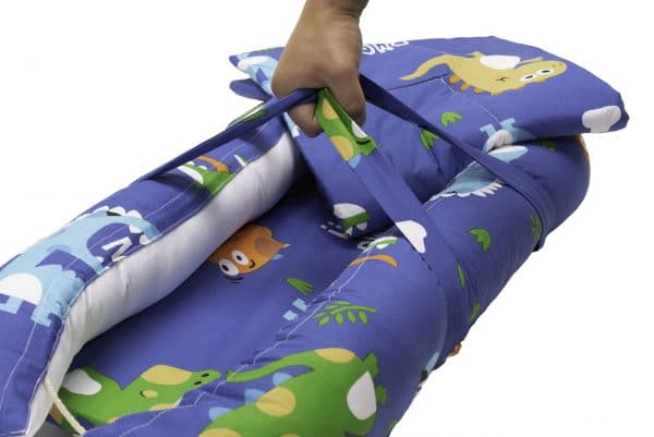 Baby Nest Somnart: babakosár + matrac 42x84x2 cm + kiságy 70×70 cm-es dinoszaurusz modell