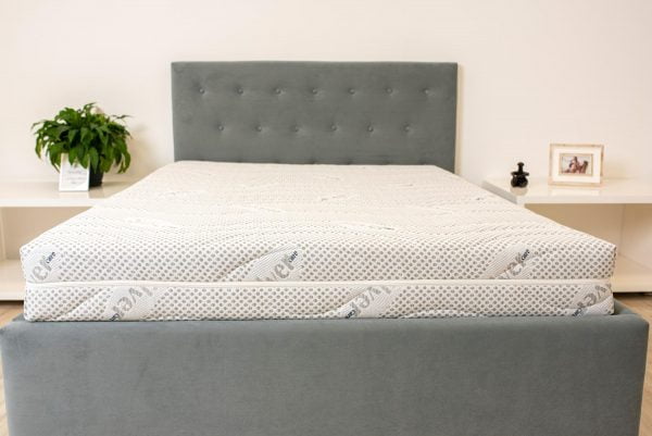 Somnexpert Silver FORTE ortopéd matrac, 160x200x20cm, ezüstion tok, hipoallergén, nagy szilárdságú, mosható és levehető Ezüst ion huzat cipzárral, fogantyúkkal, nagy szilárdságú